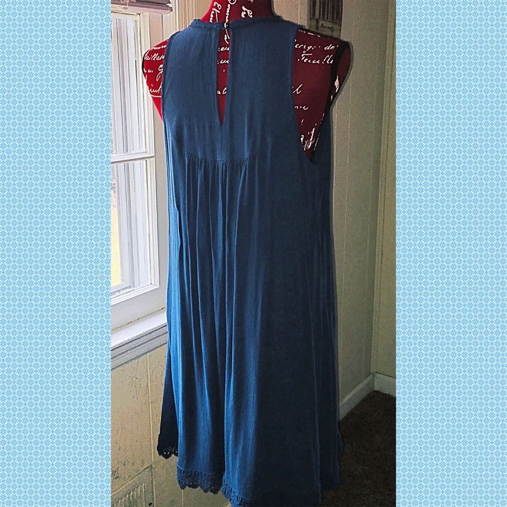 {Xhilaration} Dark Teal Triangle Shift Dress - Picture 3 of 6